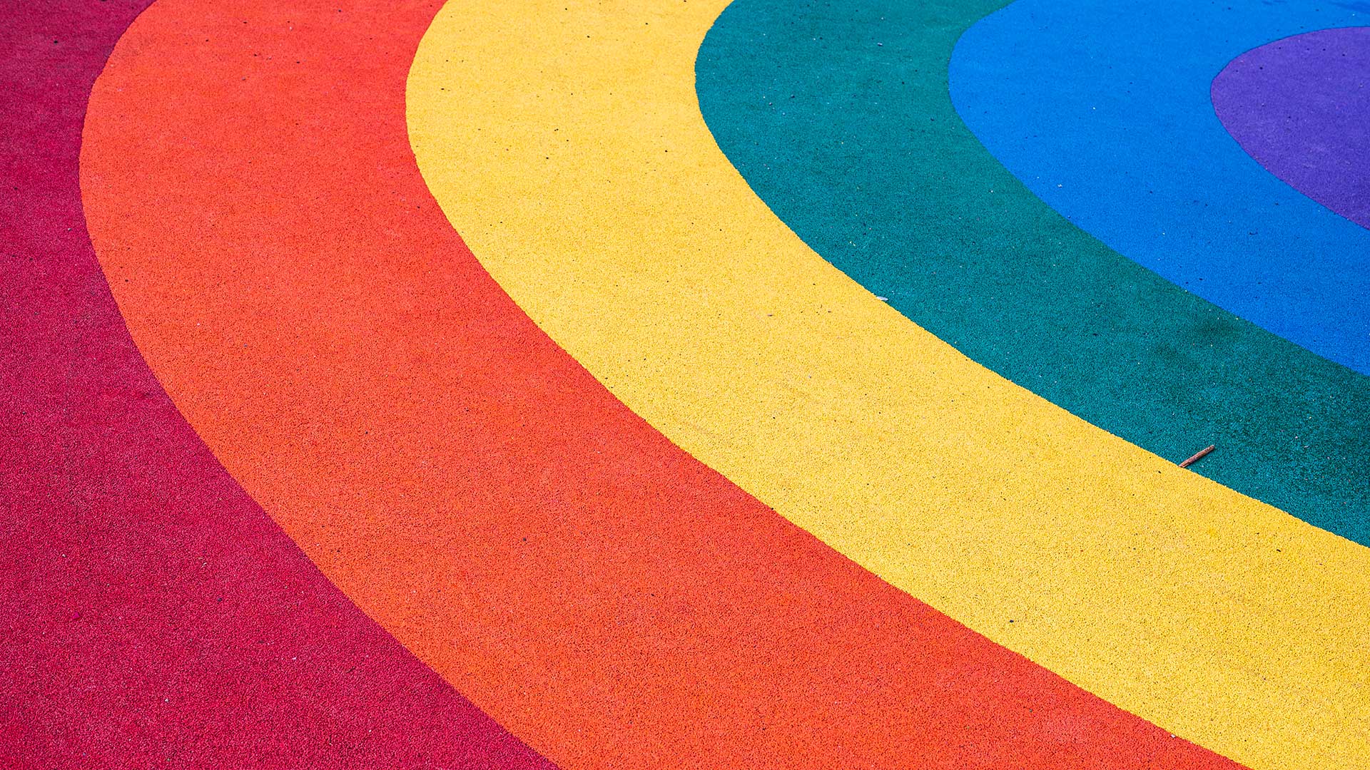 Fotograf: Mikael Svensson
Bildbyrå: Johnér Regnbågsfärgad lekplats, Bifrost, Mölndal